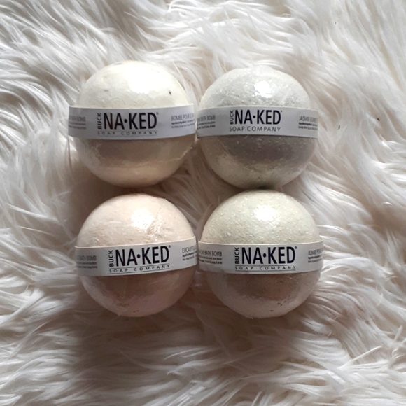 NWT Bundle of 4 Buck Naked Soap Co. Bath Bombs - Picture 1 of 8